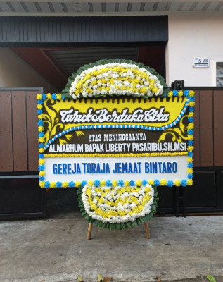 Papan Bunga Duka di Minahasa Utara